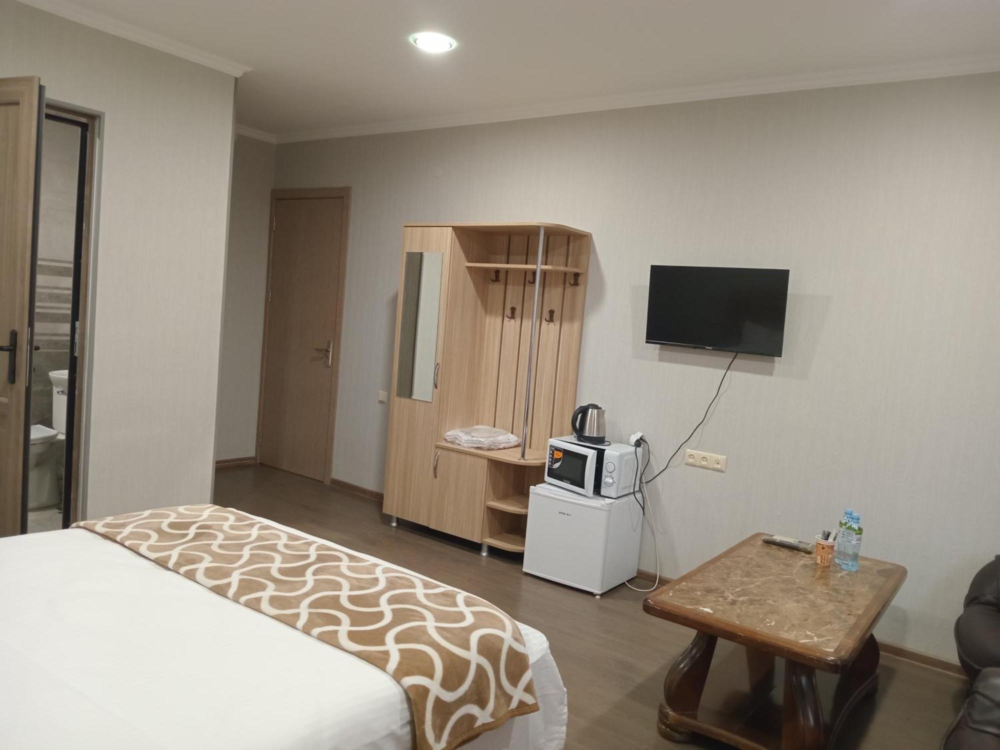 Apart Hotel Georgia Gold Tbilisi Esterno foto