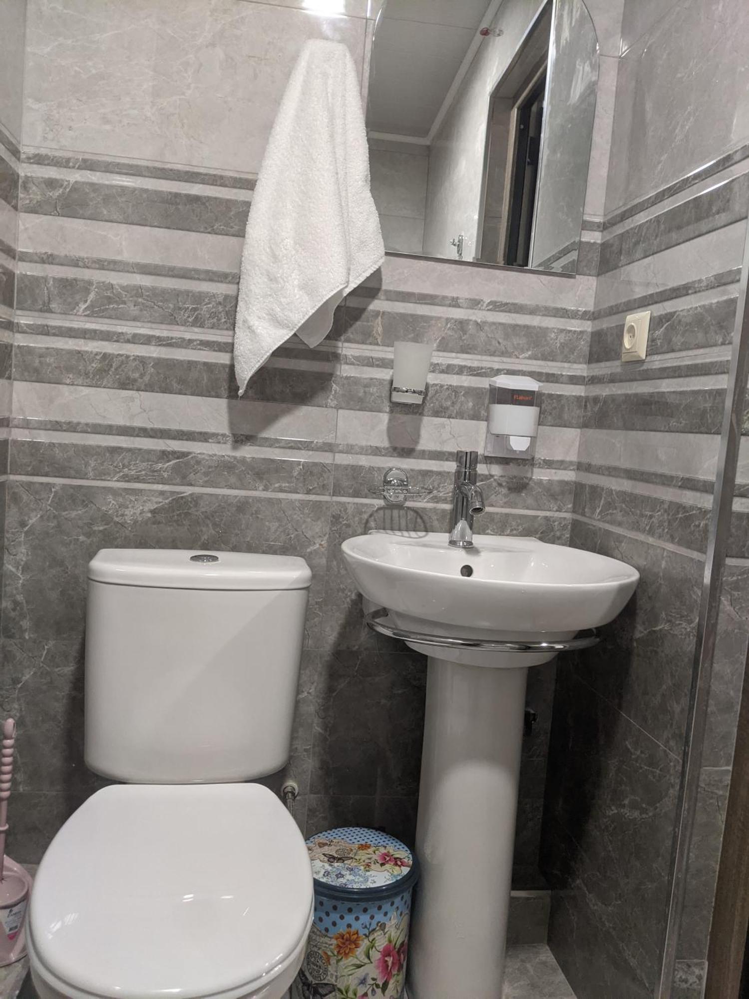 Apart Hotel Georgia Gold Tbilisi Esterno foto