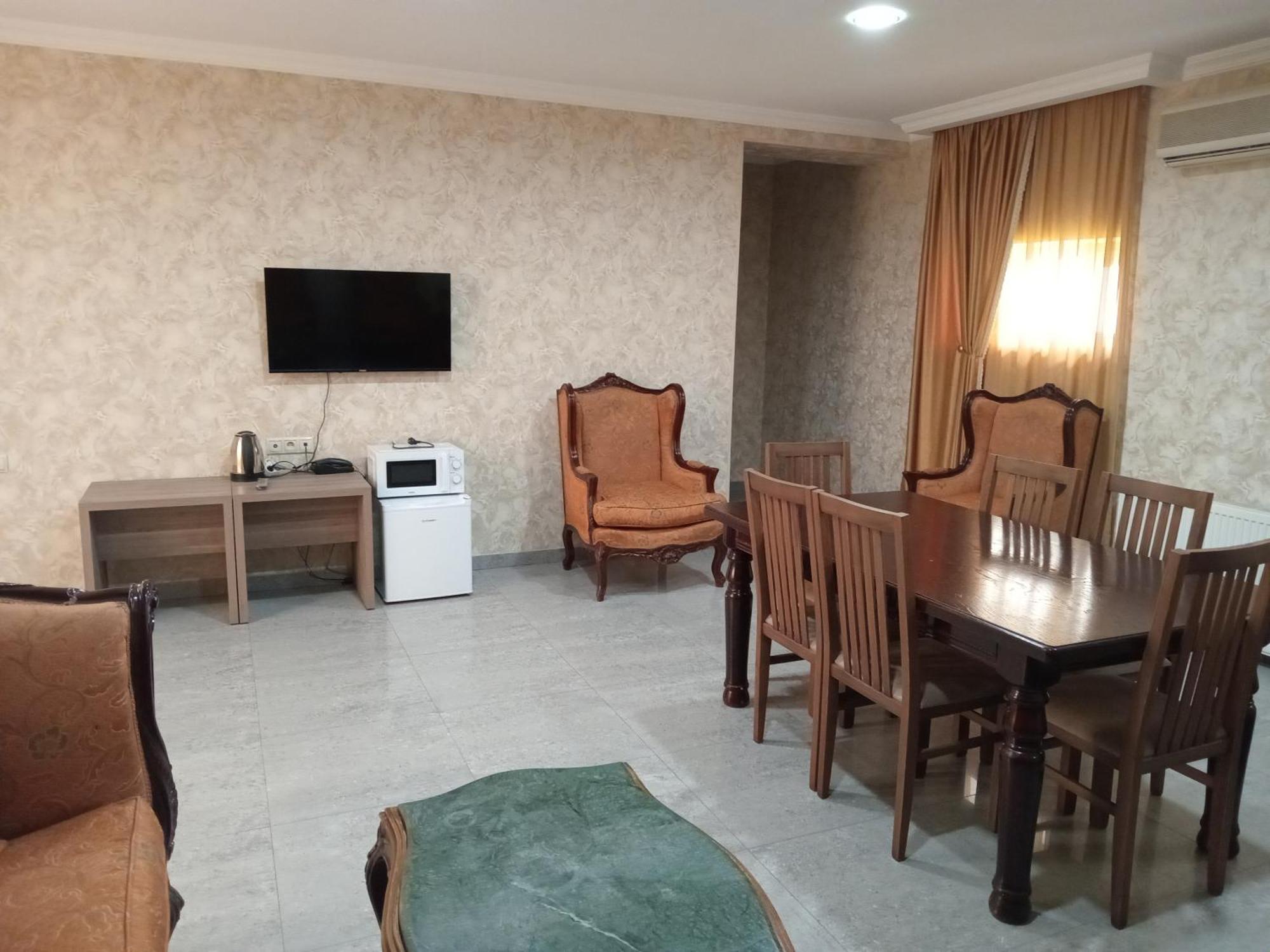 Apart Hotel Georgia Gold Tbilisi Esterno foto