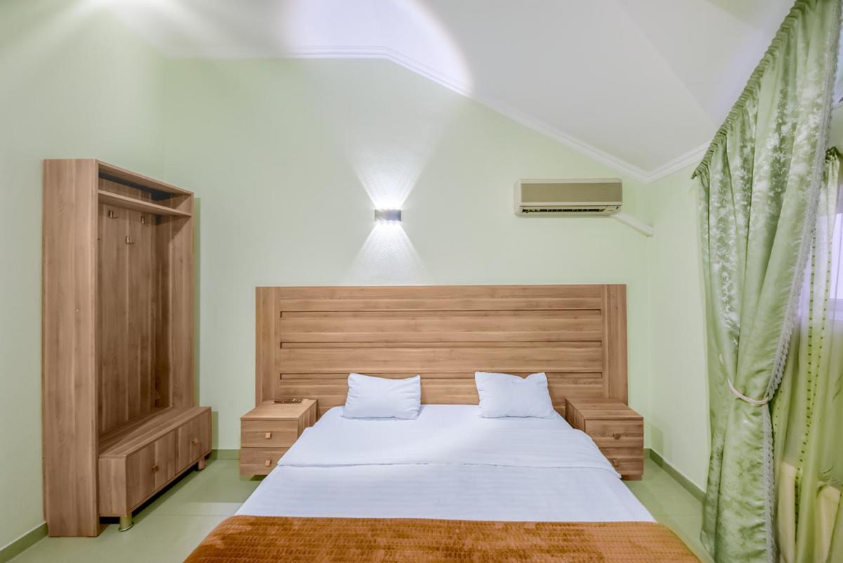 Apart Hotel Georgia Gold Tbilisi Esterno foto