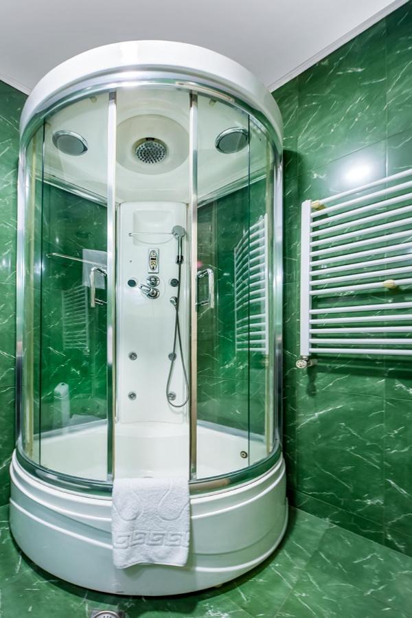 Apart Hotel Georgia Gold Tbilisi Esterno foto